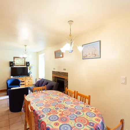 Chalet Duplex A Peyragudes - 3 Chambres, Cheminee, Terrasse, Pres Des Sentiers Et Telecabine - Fr-1-695-38 Germ